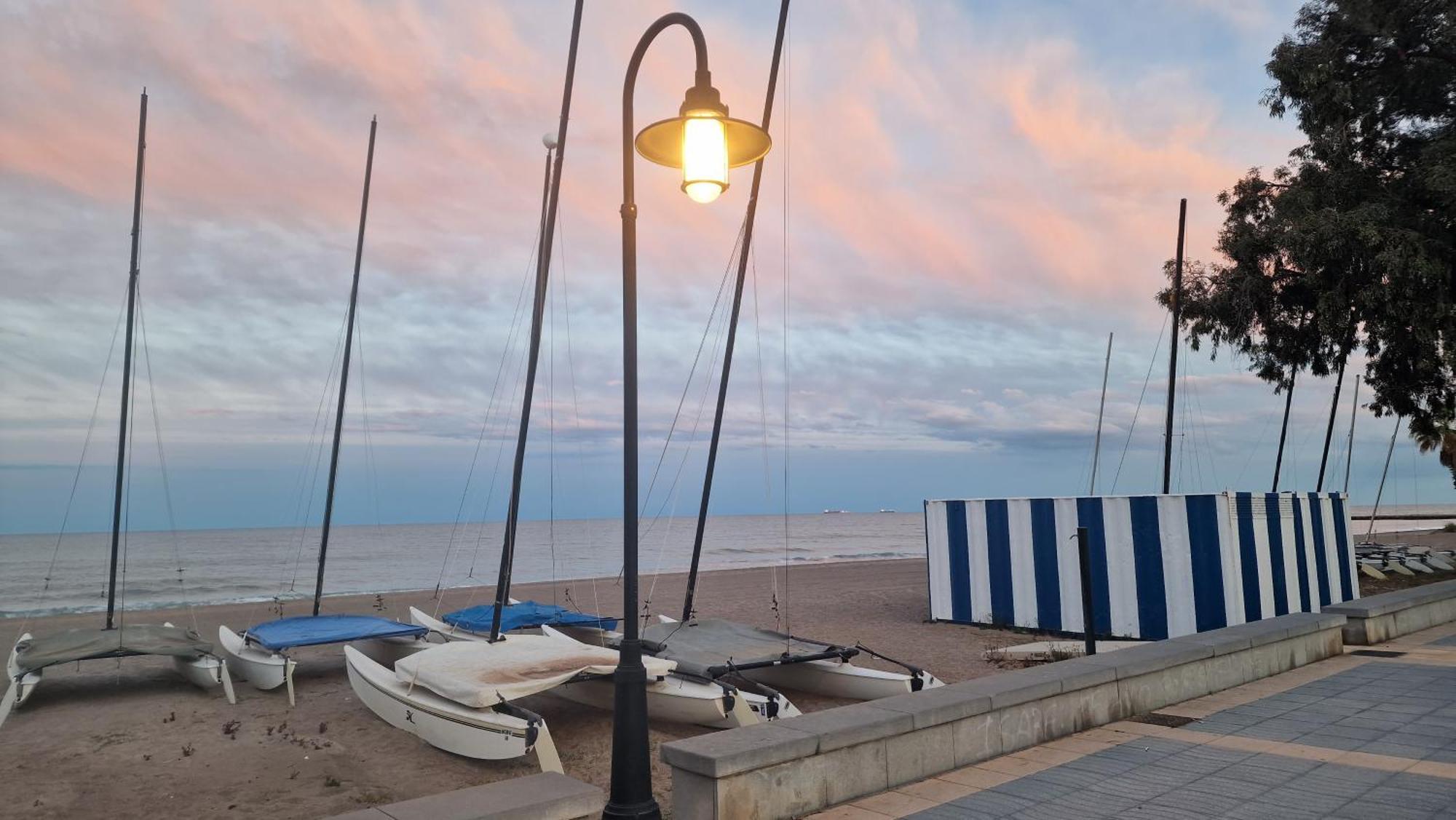 Апартаменты Apartamento De 1 Habitacion Frente Al Mar Y Con Piscina Беникасим Экстерьер фото